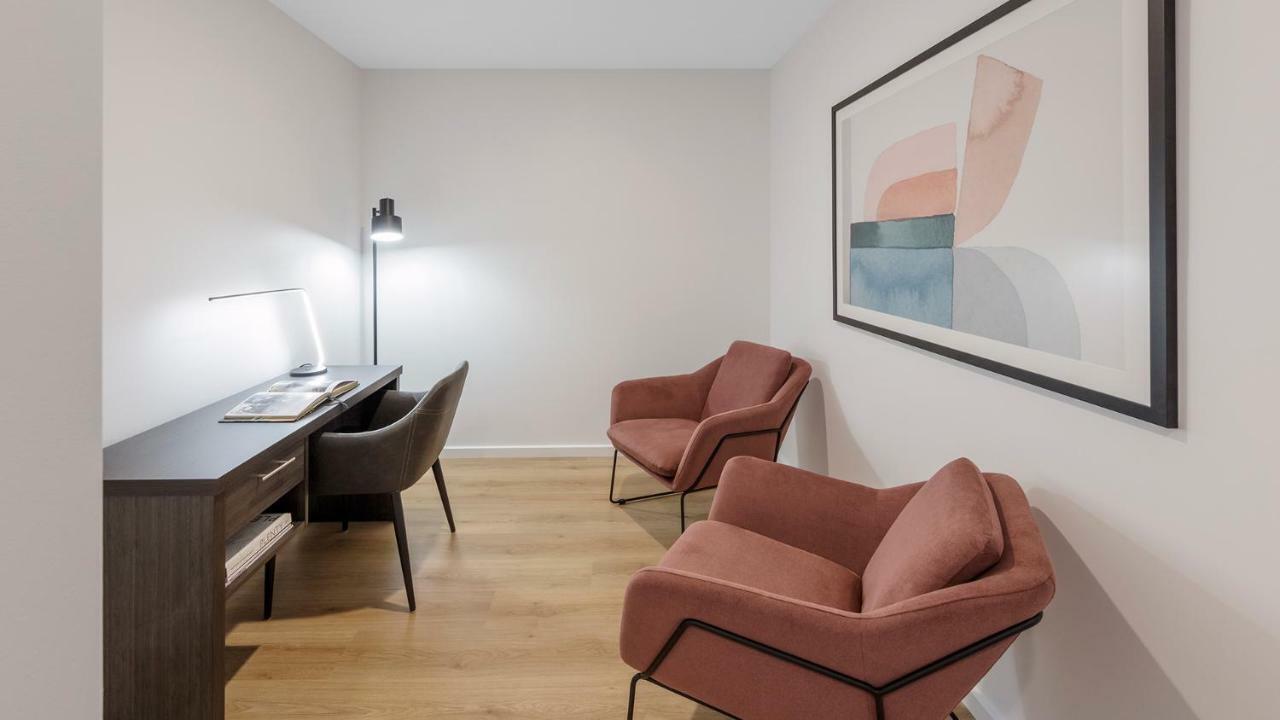 Avani Adelaide Residences Bagian luar foto