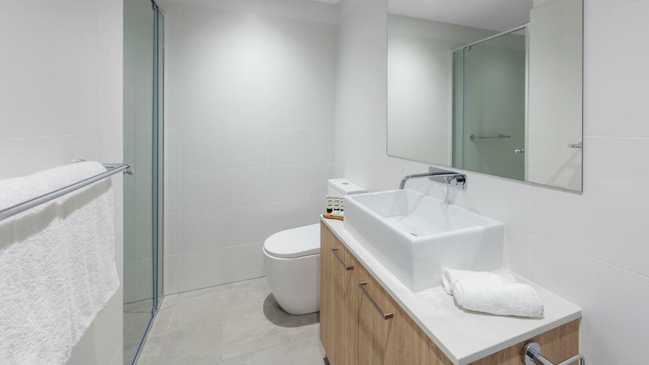 Avani Adelaide Residences Bagian luar foto