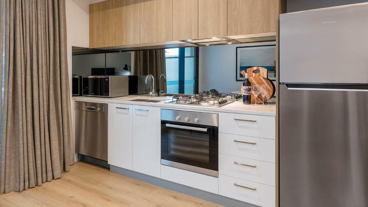 Avani Adelaide Residences Bagian luar foto