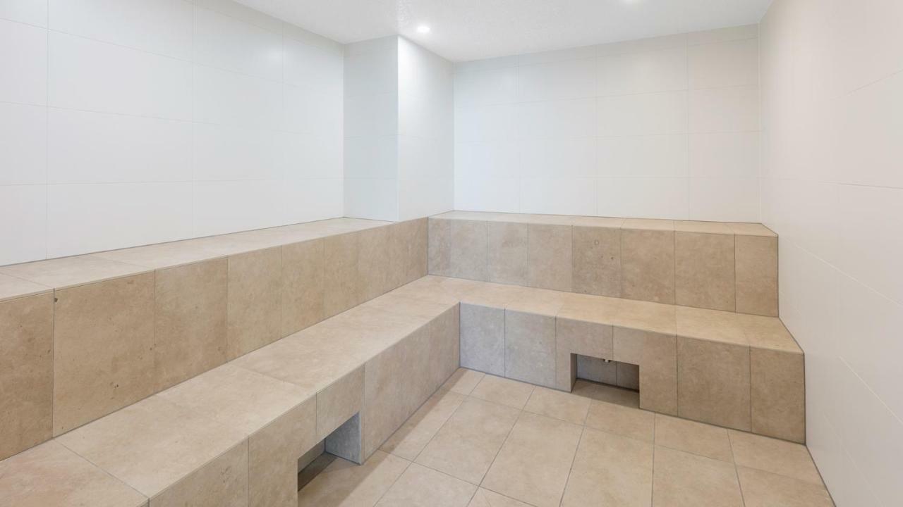 Avani Adelaide Residences Bagian luar foto